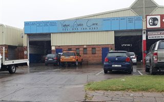 700 m² Commercial space in Richards Bay Central