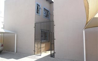 1 Bedroom Townhouse in Pretoria North