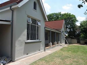4 Bedroom House in Daspoort