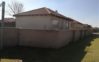 2 Bedroom House in Bakerton