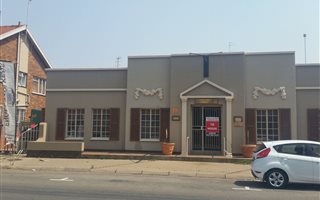 305 m² Office Space in Potchefstroom Central