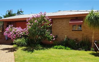 3 Bedroom House in Verwoerdpark