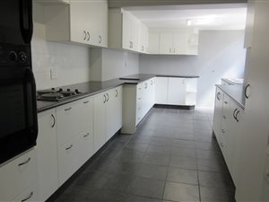 3 Bedroom House in Edgemead