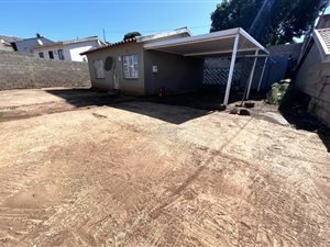 2 Bed House in KwaMashu