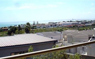 6 Bedroom House in Langebaan Central