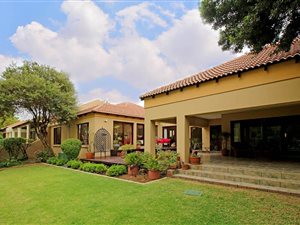 3 Bed House in Thornhill Estate