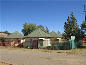 12 Bed Apartment in Aliwal North