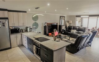 3 Bedroom House in Bendor