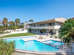 5 Bedroom House in Herrwood Park