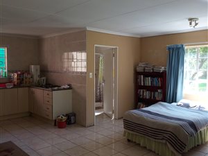 Studio apartment in President Park