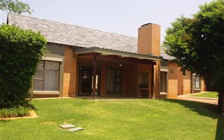 2 Bedroom House in Retire at Midstream