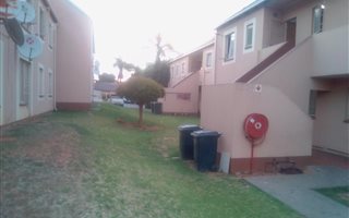 3 Bedroom Townhouse in Kew