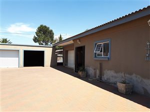 3 Bed House in Rothdene