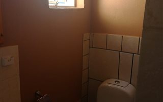 1 Bedroom Garden Cottage in Krugersdorp Central