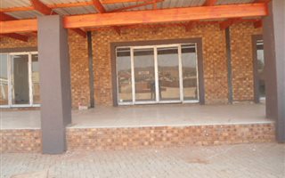 120 m² Retail Space in Burgersfort