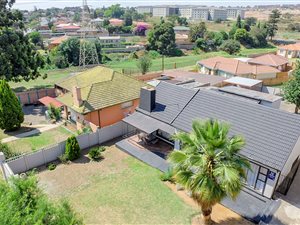 3 Bed House in Roseacre