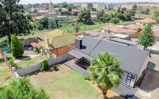 3 Bedroom House in Roseacre