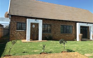 3 Bedroom House in Krugersrus