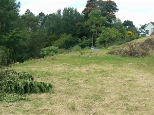 2122 m² Land available in West Riding