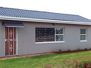 1 Bed Flat in Randfontein
