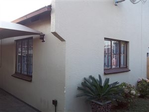 3 Bed House in Nellmapius