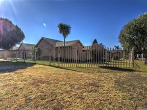 3 Bedroom House in Witkoppie Ridge