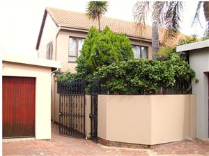 4 Bed Townhouse in Arcadia
