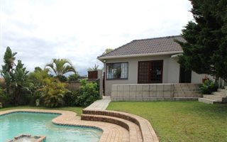 6 Bedroom House in Nahoon