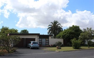 3 Bedroom House in Panorama