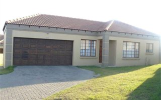 3 Bedroom House in Jackaroo Park