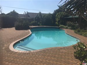 4 Bed House in Edelweiss