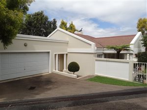 3 Bed House in Sterrewag