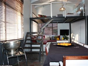 Loft in Orchards