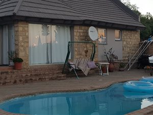 5 Bed House in Morelig