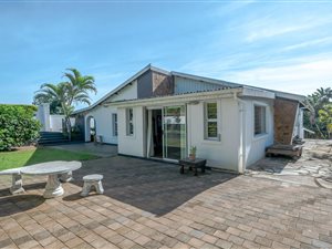 4 Bed House in Tinley Manor and surrounds