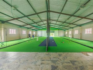 1400 m² Industrial space in Shakas Rock