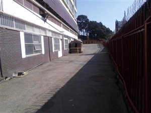 413 m² Commercial space in Selby