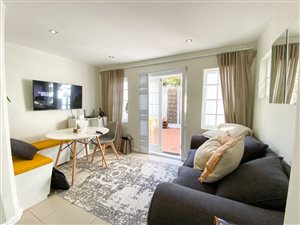 1 Bed Apartment in Vredehoek
