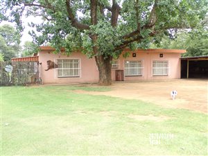 1.2 ha Farm in Unitas Park