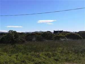 555 m² Land available in Pearly Beach