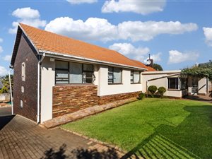 4 Bed House in Dewetshof