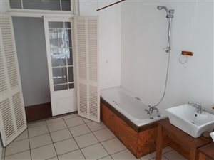 1 Bedroom Flat in Uitenhage Central