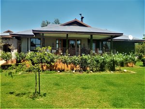 5 Bedroom House in Tiegerpoort