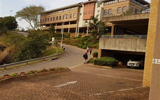 569 m² Office Space in Westville
