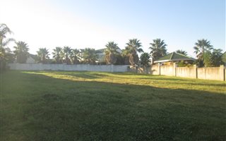 981 m² Land available in King George Park