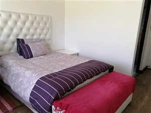 1 Bed Flat in The Hills