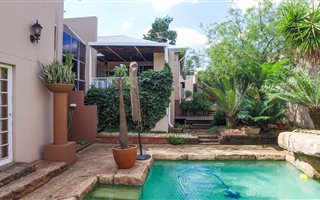 1385 m² Farm in Riviera