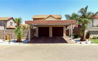 3 Bedroom Cluster in Ravenswood