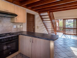 Loft in Lonehill
