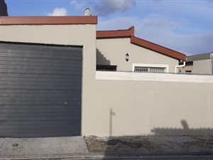 4 Bed House in Khayelitsha
